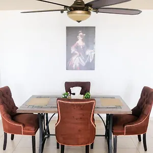 Beautiful 3br Near Beach With Pool And Parking Apartment San Juan